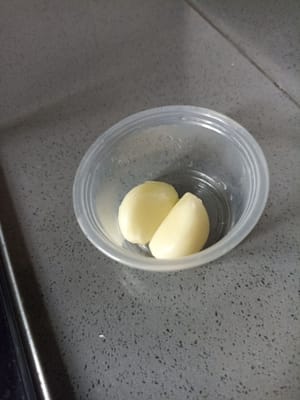 Knoblauchzehe