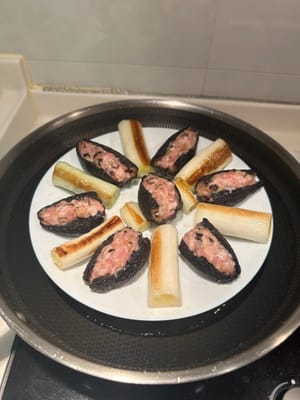 放入鍋中，以中火蒸15分鐘。