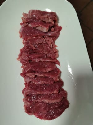 신선한 소고기 200g