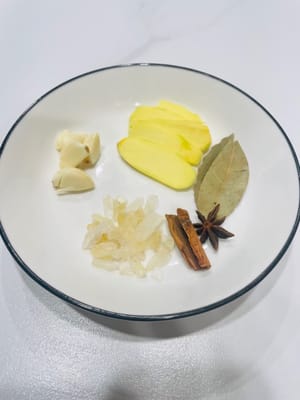 Preparare gli ingredienti in anticipo.