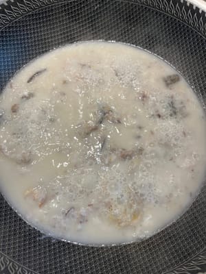 La zuppa è diventata bianco latte.