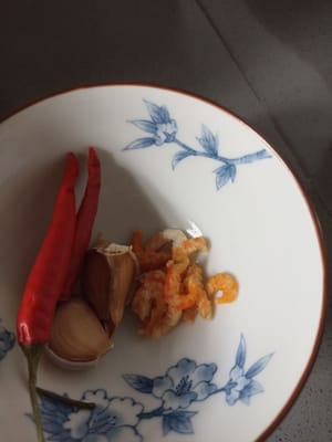 ebi