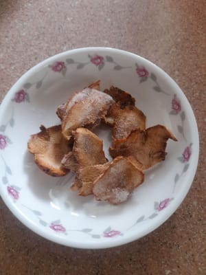 高良姜叶（切成薄片）