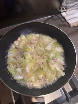 Cuire jusqu'à ce que le melon soit tendre.