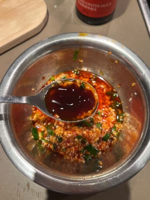 Ajouter la sauce aux huîtres