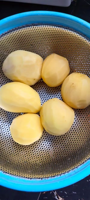 1000 kcal of potatoes