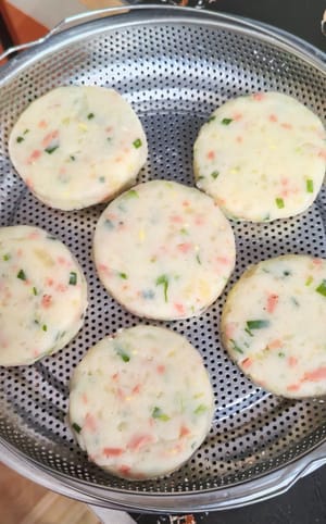 这样一次性吃不完还可以放在冰箱冷冻保存。