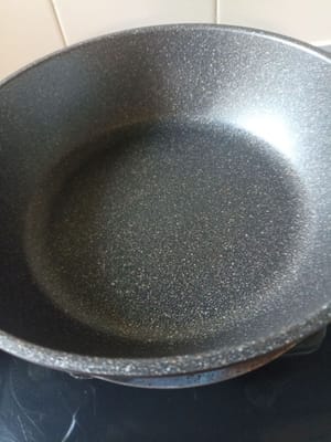 팬을 가열합니다