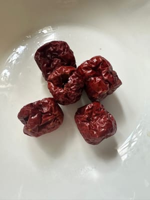 red dates
