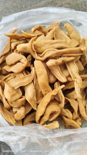 Ravanello essiccato (quanto basta)