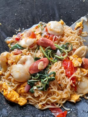 Le tagliatelle fritte sono cotte, toglietele e mettetele da parte