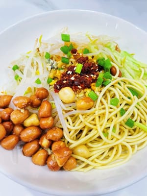 nouilles froides de spécialité du Sichuan et de Chongqing