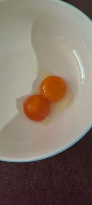 ไข่แดง 2 ฟอง