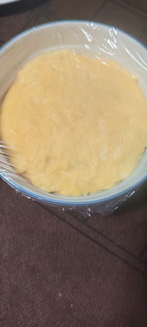 เพียงแค่ใส่ลงในชามแล้วนำไปแช่เย็นประมาณสองชั่วโมงเพื่อให้เซ็ตตัว