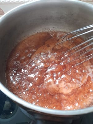 Masak diatas api kecil sambil terus diaduk sampai mendidih