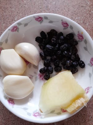 clove of garlic
